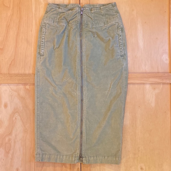 Free People We The Free I Want It All Light Green Corduroy Midi Skirt SZ26 - Picture 2 of 12